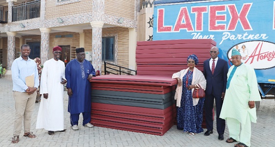Dr Yakubu Diomande (2nd from right), Export Manager of Latex Foam, and some Board Members of the Sharubutu Salibu Salam Islamic Institute after the presentation